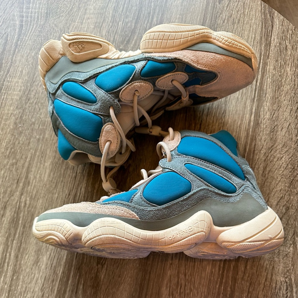 Men’s shoes